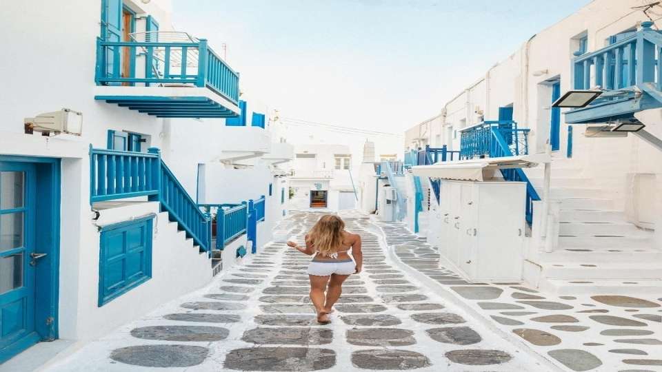 105 Santorini 
