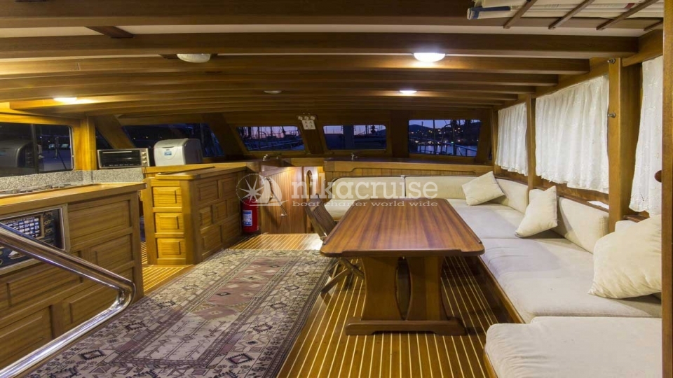 4293 YACHT CEMRE JUNIOR Comfort Yacht