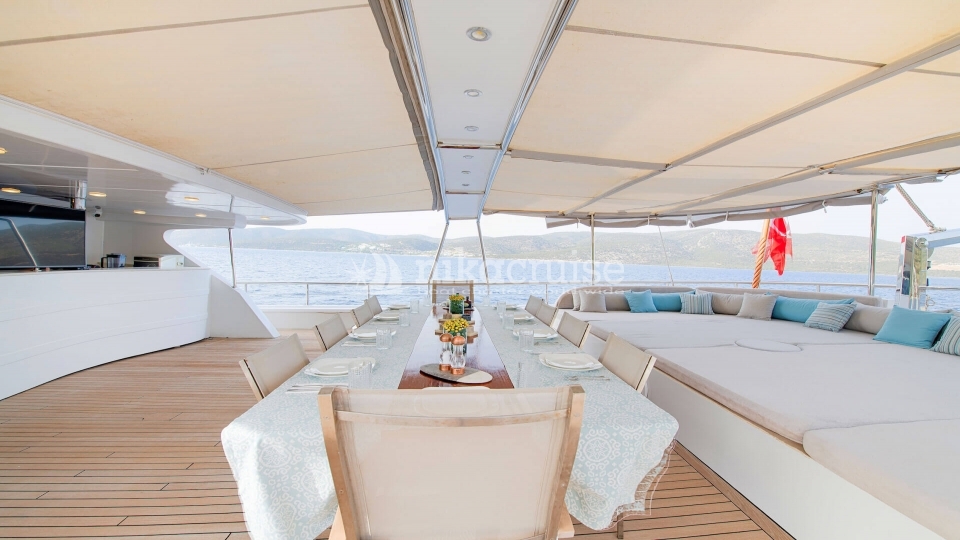 8106 GULET THE WALL Deluxe Yacht