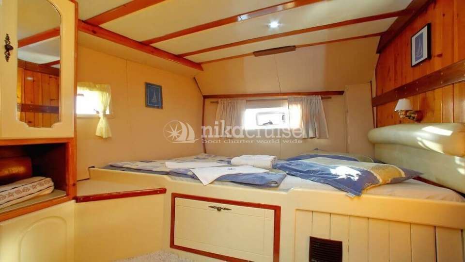 3935 YACHT GARDELIN Comfort Yacht