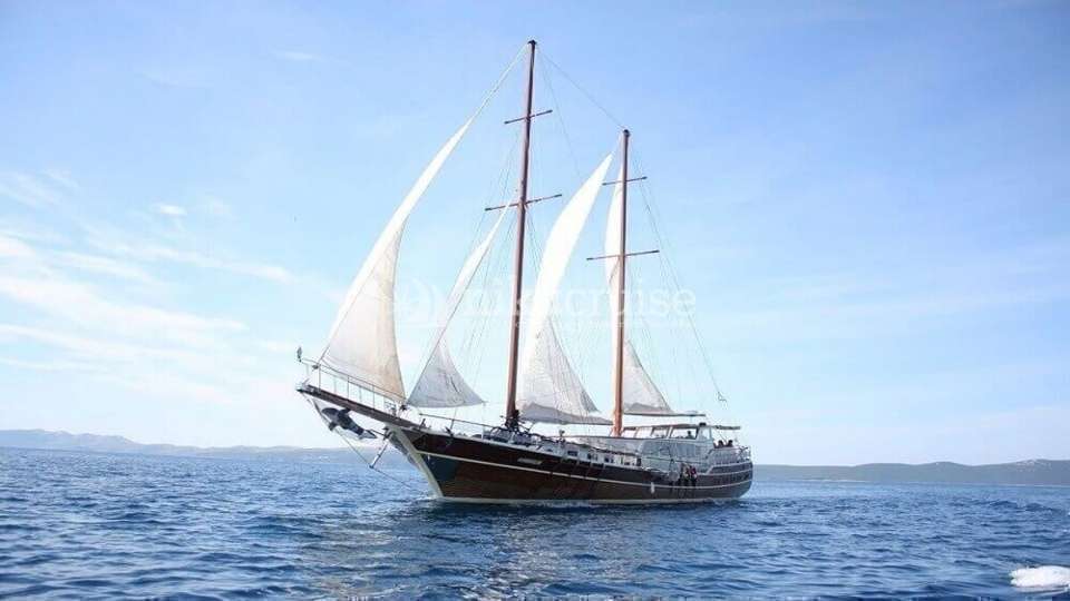 3918 YACHT GARDELIN Comfort Yacht