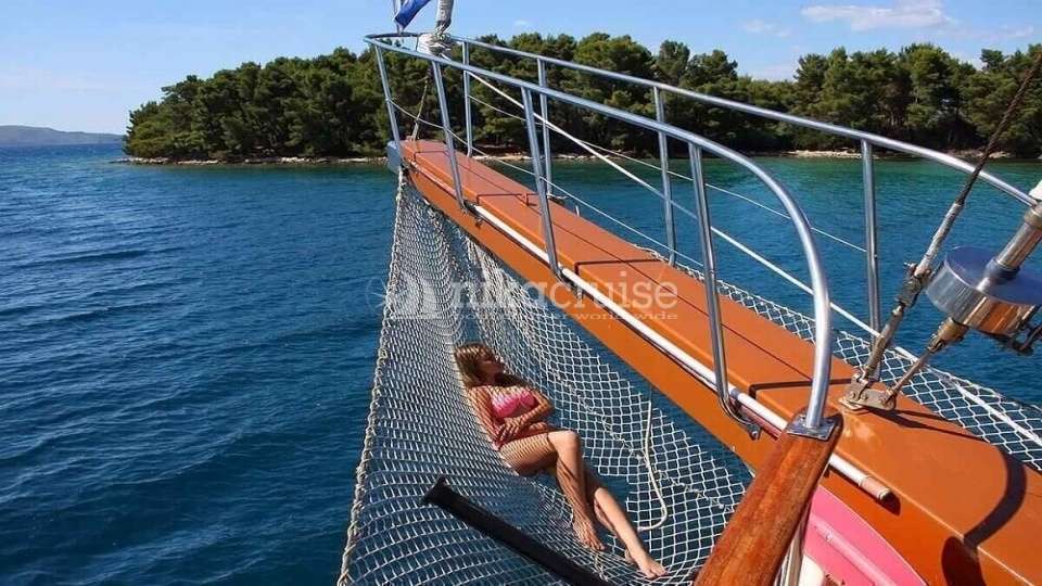 3921 YACHT GARDELIN Comfort Yacht