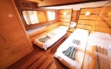 7515 MOTORYACHT BORMUS 1 