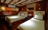 3114 YACHT HOLIDAY 10 Luxury Yacht