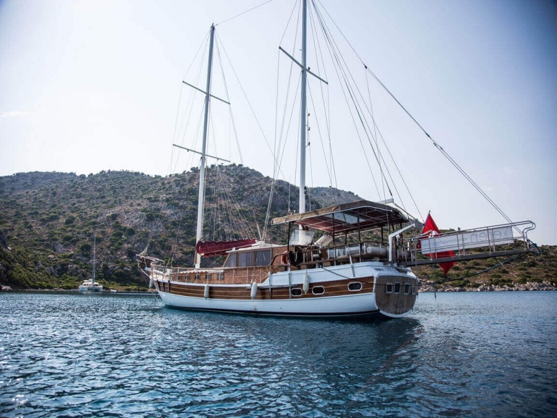 YACHT EREN 2