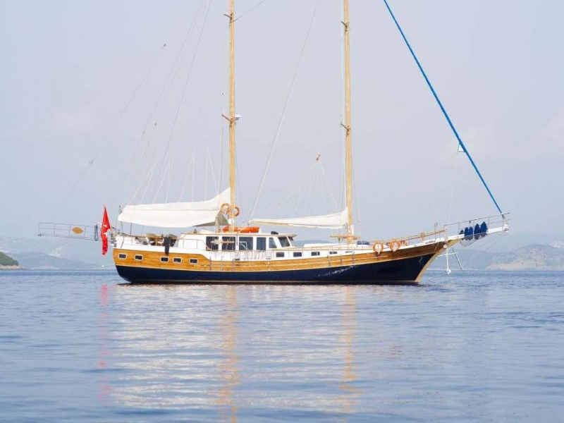 YACHT LA REİNE
